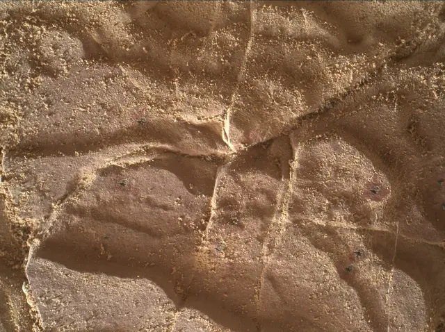 Sol 2038: Mars Hand Lens Imager (MAHLI)