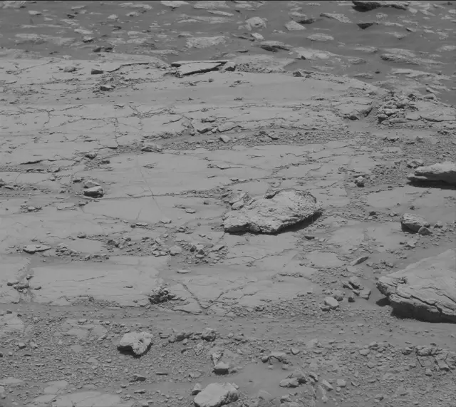 Sol 2039: Mast Camera (Mastcam)