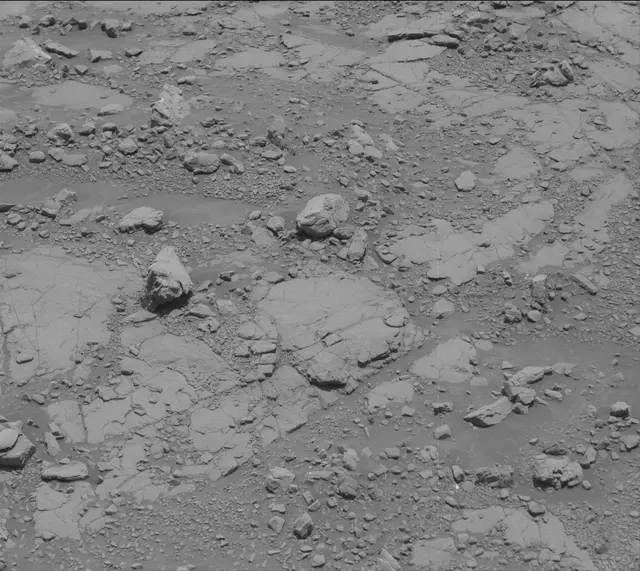 Sol 2039: Mast Camera (Mastcam)