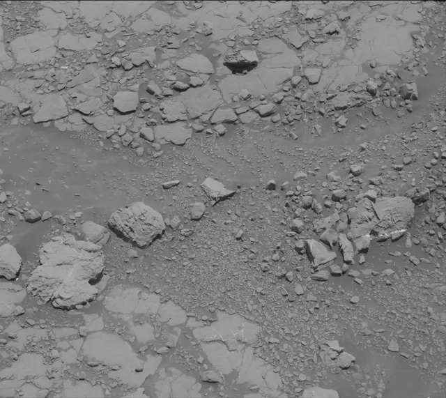 Sol 2039: Mast Camera (Mastcam)
