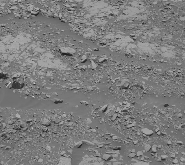Sol 2040: Mast Camera (Mastcam)