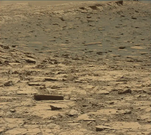 Sol 2040: Mast Camera (Mastcam)