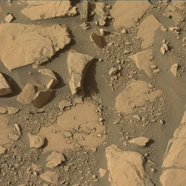 Sol 2040: Mast Camera (Mastcam)