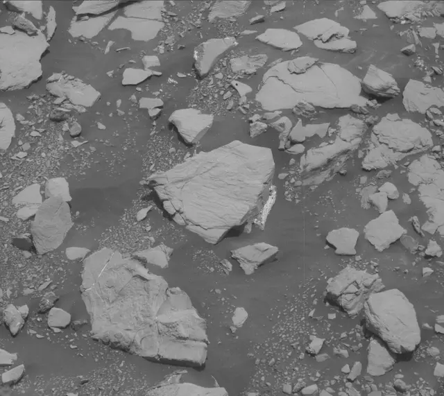 Sol 2041: Mast Camera (Mastcam)