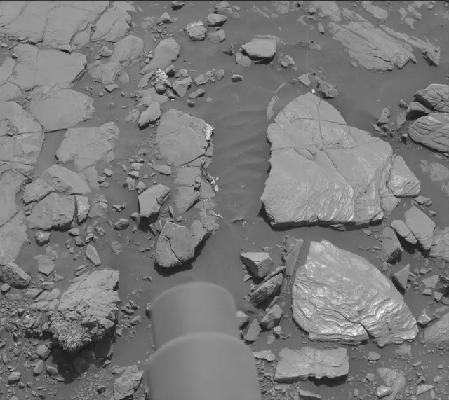 Sol 2041: Mast Camera (Mastcam)