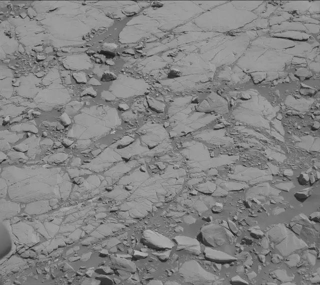 Sol 2041: Mast Camera (Mastcam)