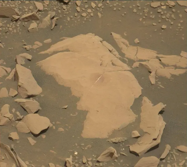 Sol 2041: Mast Camera (Mastcam)