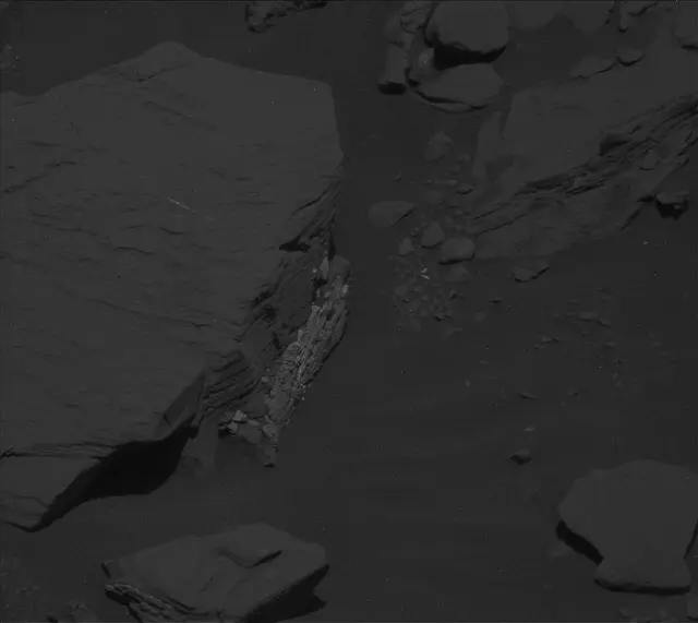 Sol 2041: Mast Camera (Mastcam)