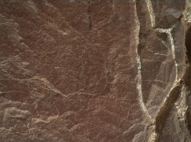 Sol 2042: Mars Hand Lens Imager (MAHLI)
