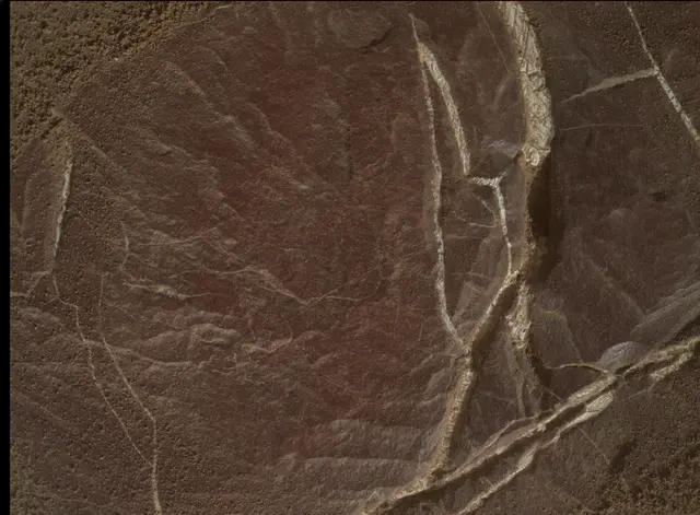 Sol 2042: Mars Hand Lens Imager (MAHLI)