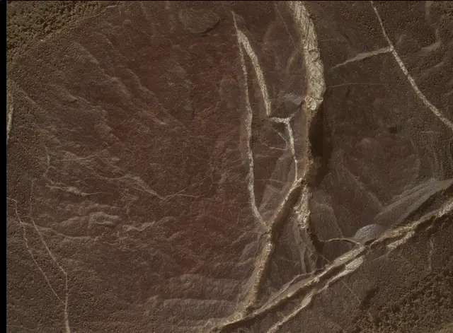 Sol 2042: Mars Hand Lens Imager (MAHLI)