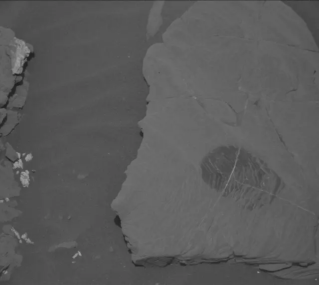 Sol 2043: Mast Camera (Mastcam)