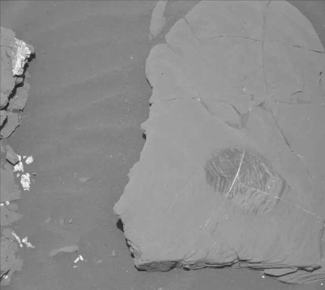 Sol 2043: Mast Camera (Mastcam)