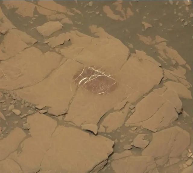Sol 2043: Mast Camera (Mastcam)