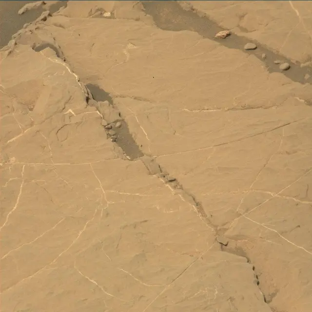 Sol 2044: Mast Camera (Mastcam)
