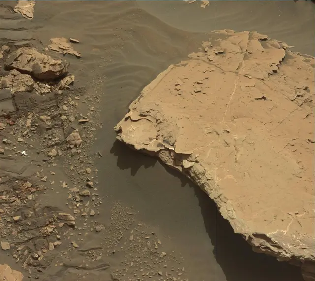 Sol 2045: Mast Camera (Mastcam)