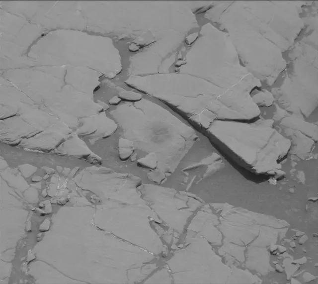 Sol 2045: Mast Camera (Mastcam)