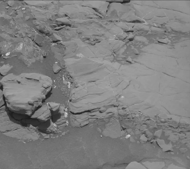 Sol 2045: Mast Camera (Mastcam)