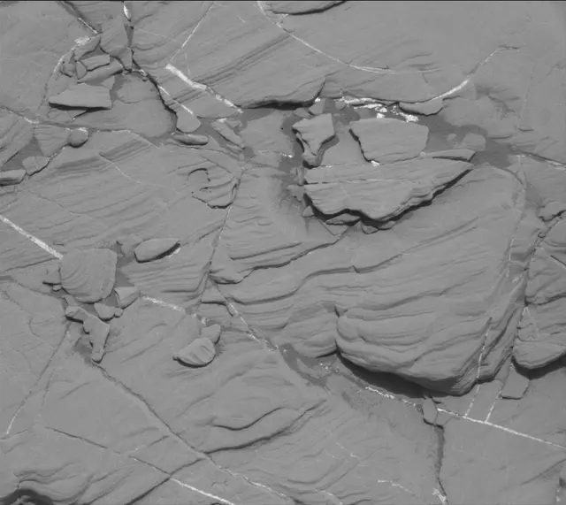 Sol 2045: Mast Camera (Mastcam)