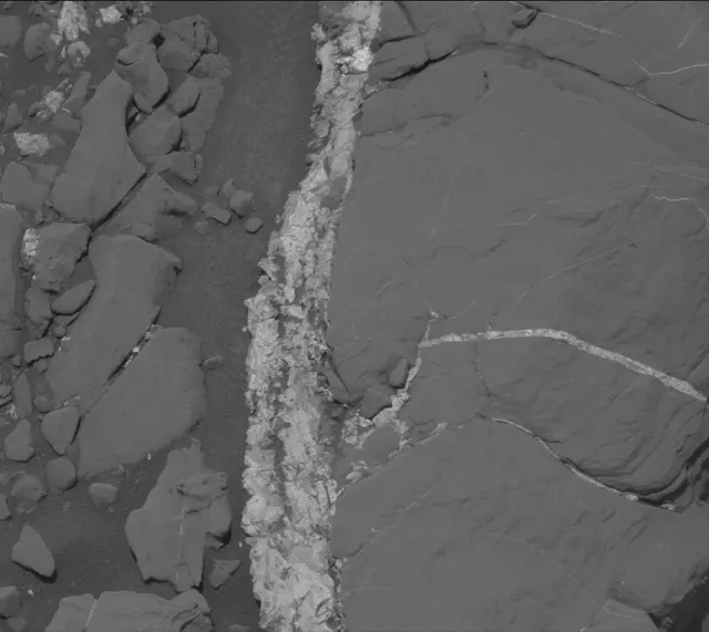 Sol 2045: Mast Camera (Mastcam)