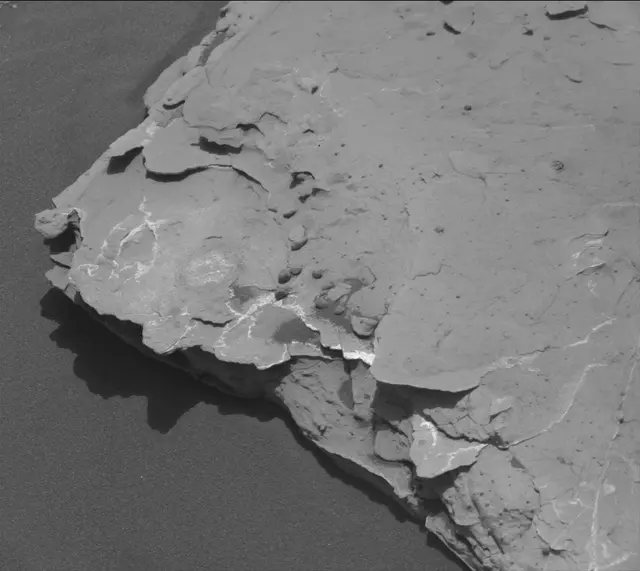 Sol 2046: Mast Camera (Mastcam)