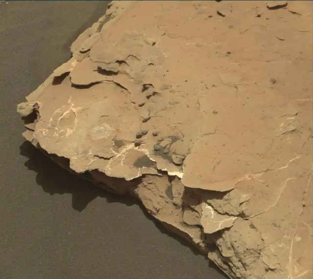 Sol 2046: Mast Camera (Mastcam)
