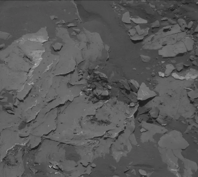Sol 2046: Mast Camera (Mastcam)