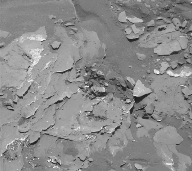 Sol 2046: Mast Camera (Mastcam)