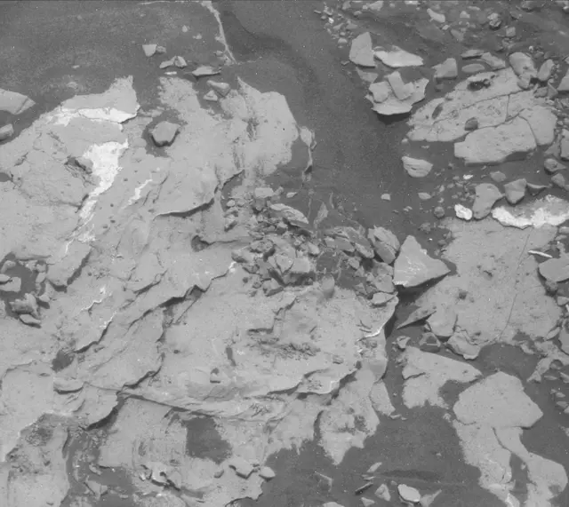 Sol 2046: Mast Camera (Mastcam)
