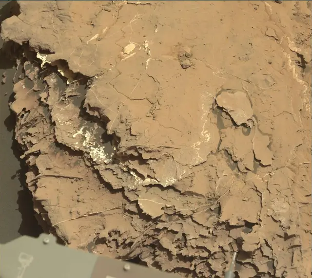 Sol 2047: Mast Camera (Mastcam)