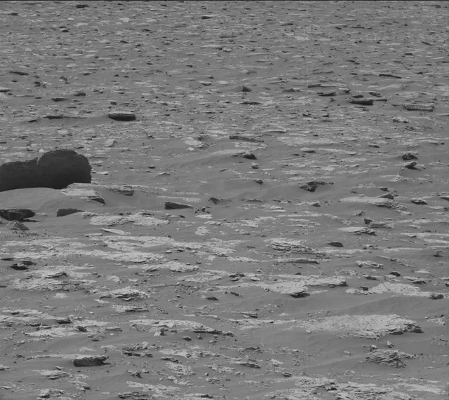 Sol 2047: Mast Camera (Mastcam)