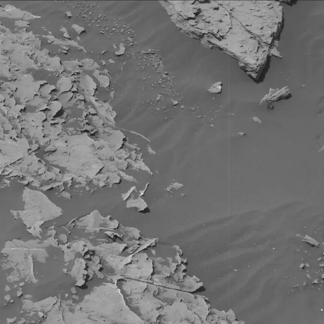Sol 2047: Mast Camera (Mastcam)