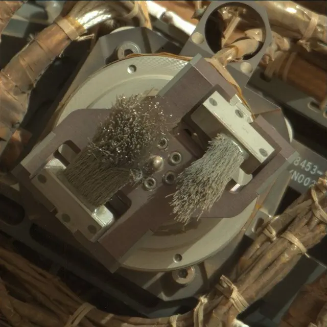 Sol 2048: Mast Camera (Mastcam)