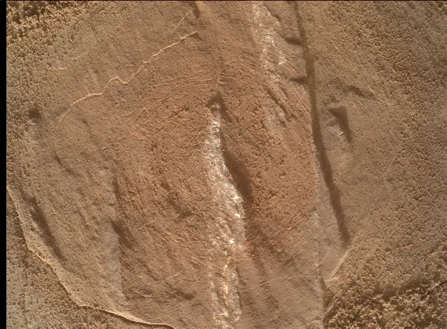 Sol 2048: Mars Hand Lens Imager (MAHLI)
