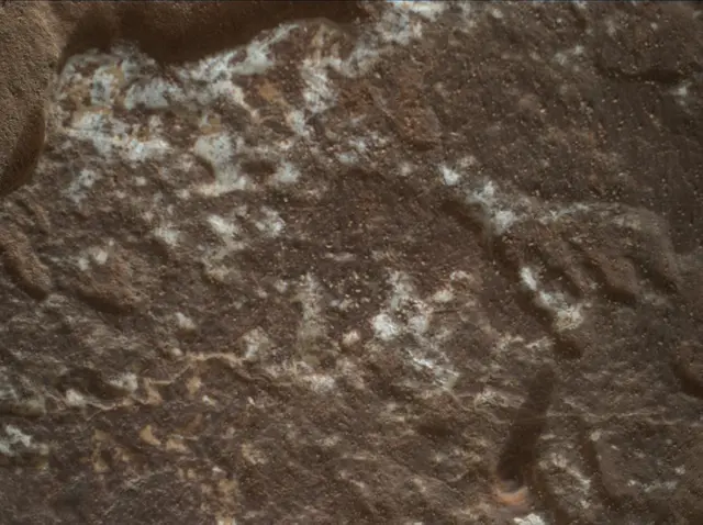 Sol 2048: Mars Hand Lens Imager (MAHLI)