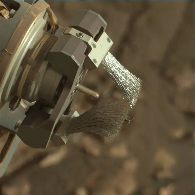 Sol 2049: Mast Camera (Mastcam)