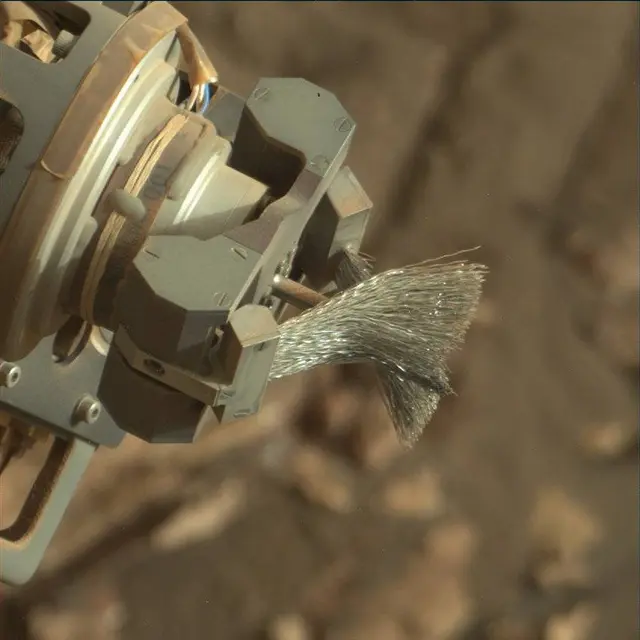 Sol 2049: Mast Camera (Mastcam)