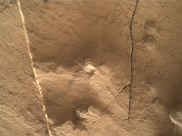 Sol 2049: Mars Hand Lens Imager (MAHLI)