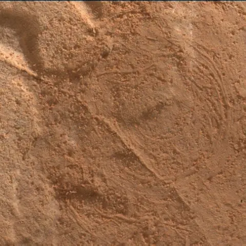 Sol 2049: Mars Hand Lens Imager (MAHLI)