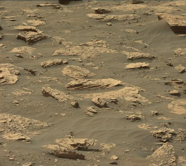 Sol 2051: Mast Camera (Mastcam)