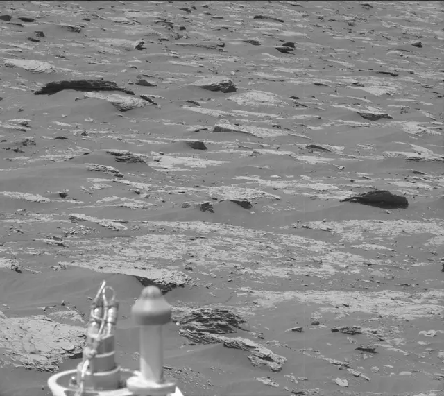 Sol 2052: Mast Camera (Mastcam)