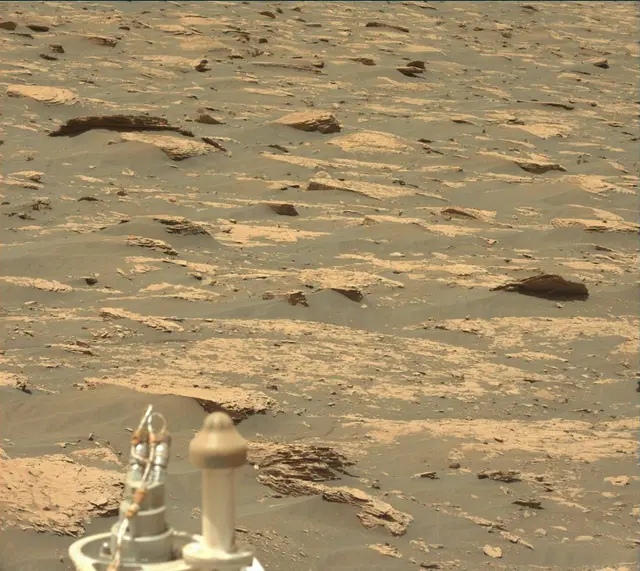 Sol 2052: Mast Camera (Mastcam)