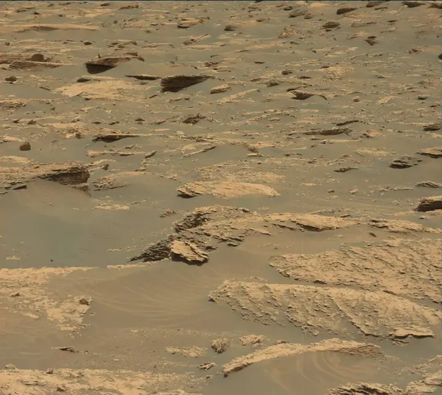 Sol 2052: Mast Camera (Mastcam)