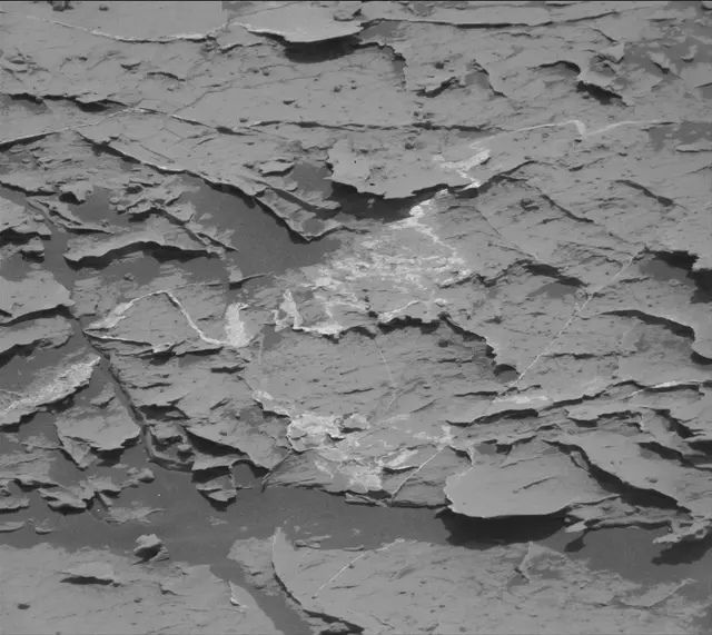 Sol 2052: Mast Camera (Mastcam)