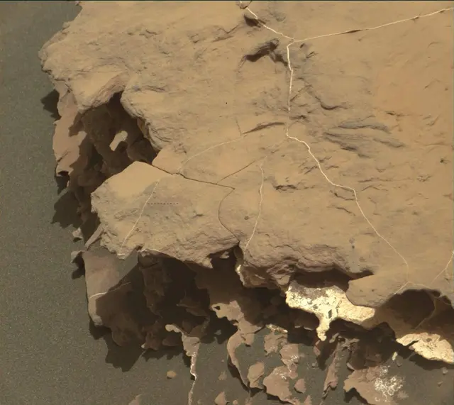 Sol 2052: Mast Camera (Mastcam)