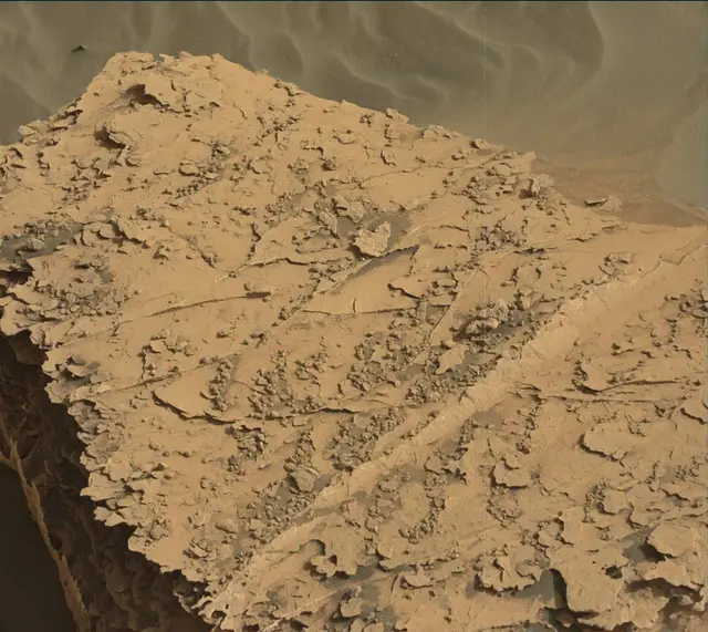 Sol 2054: Mast Camera (Mastcam)