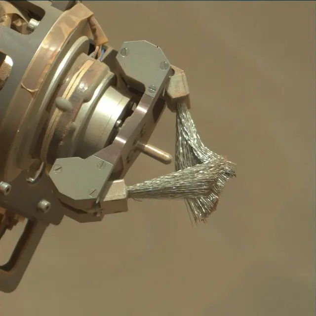 Sol 2055: Mast Camera (Mastcam)