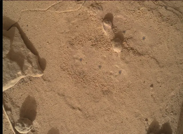 Sol 2055: Mars Hand Lens Imager (MAHLI)