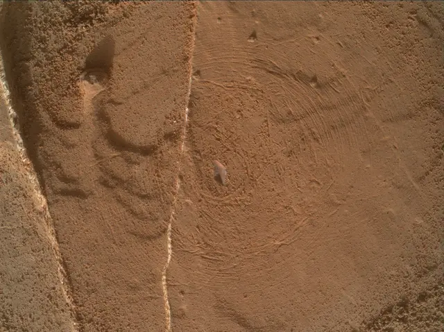 Sol 2055: Mars Hand Lens Imager (MAHLI)