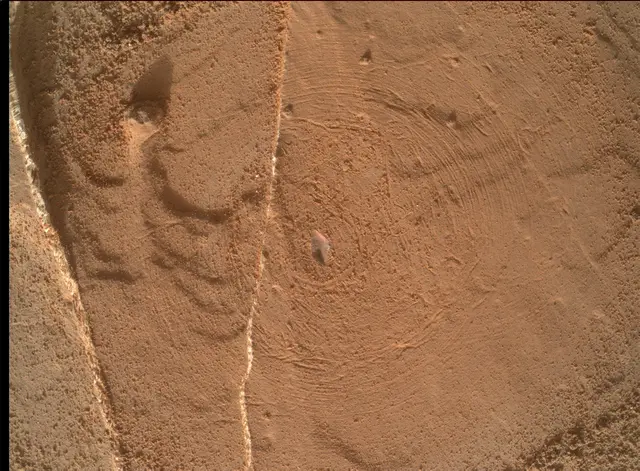 Sol 2055: Mars Hand Lens Imager (MAHLI)